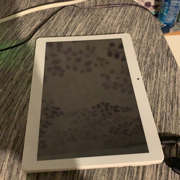 Android tablet - Picture 3 of 4